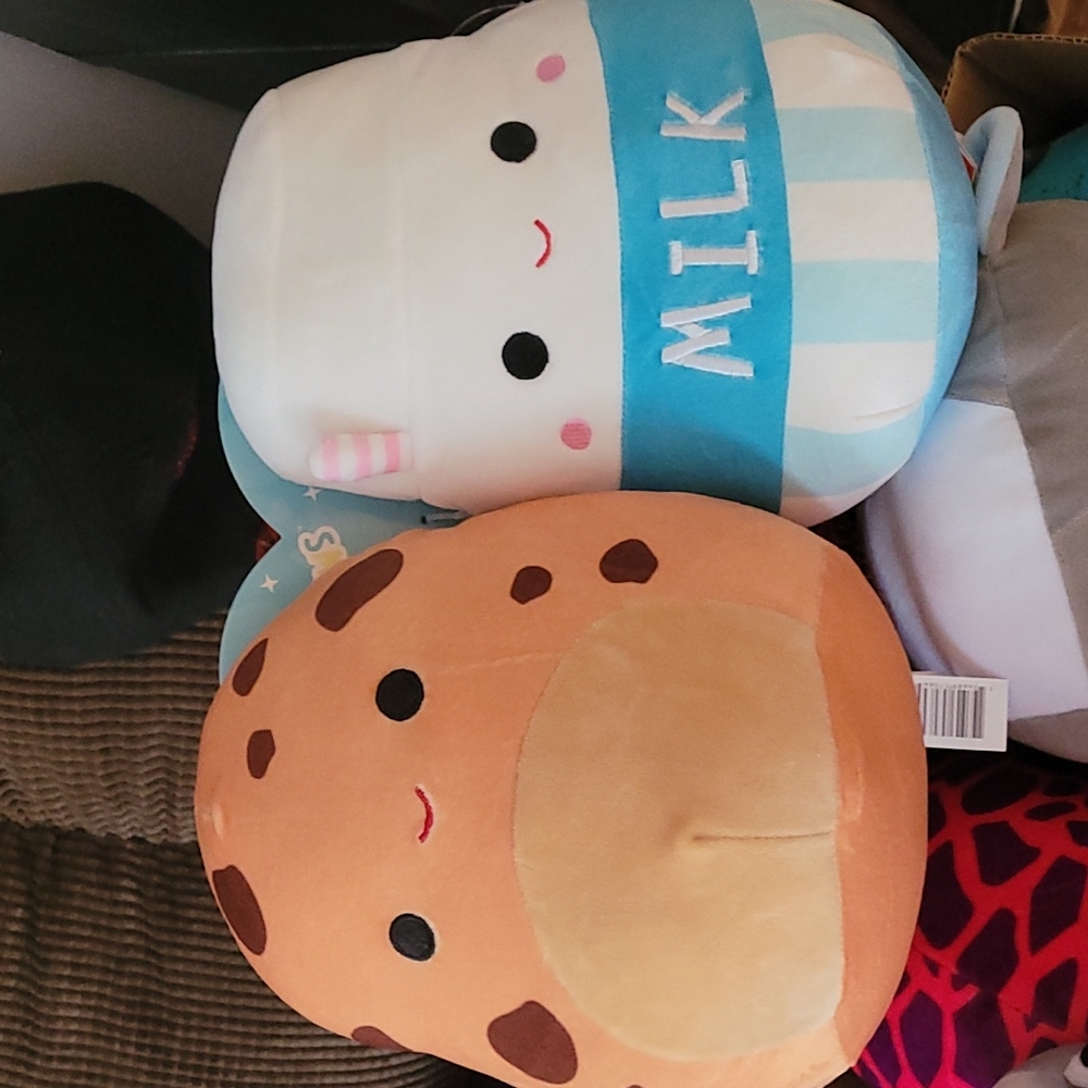 Cookies and milk squishmallows set 8 inch